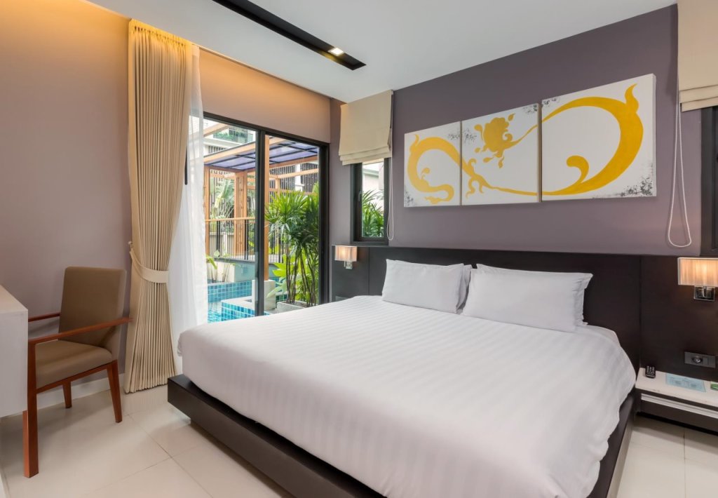 Пхукет: The Charm Resort Phuket