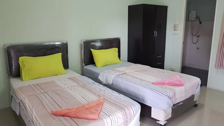 Пхитсанулок: Tossawan Guesthouse