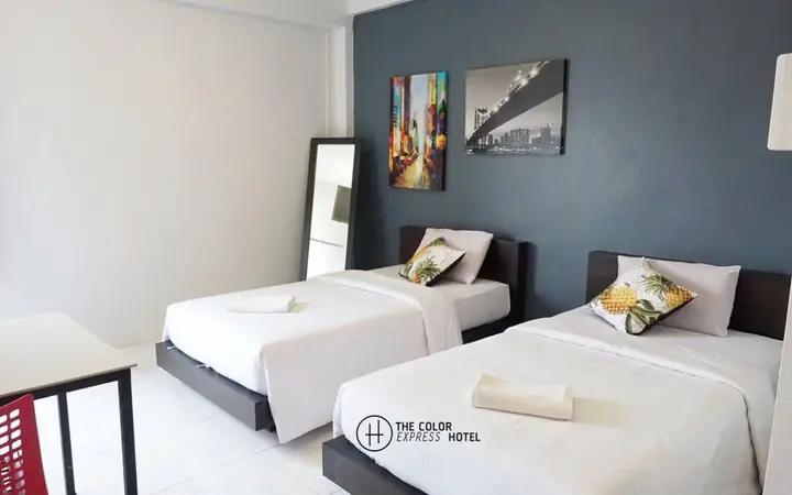 Накхонситхаммарат: The Color Express Hotel