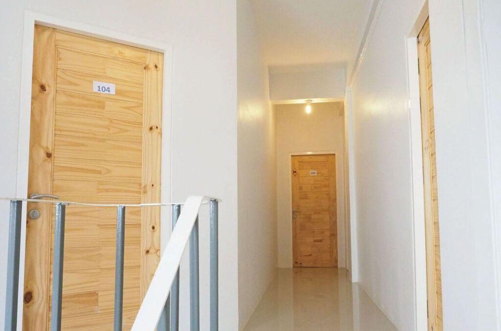 Накхонситхаммарат: The Color Express Hotel