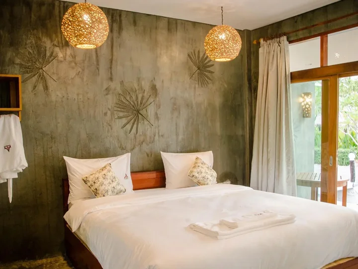 Сураттхани: Ruean Thai Nai Bang by Pansak Resort