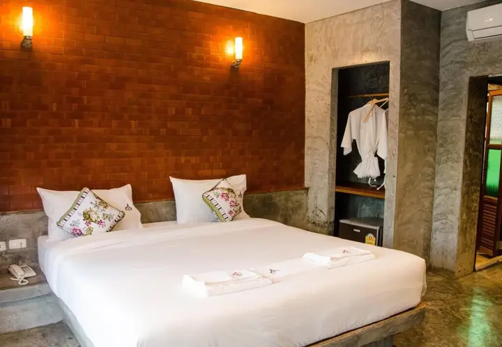 Сураттхани: Ruean Thai Nai Bang by Pansak Resort
