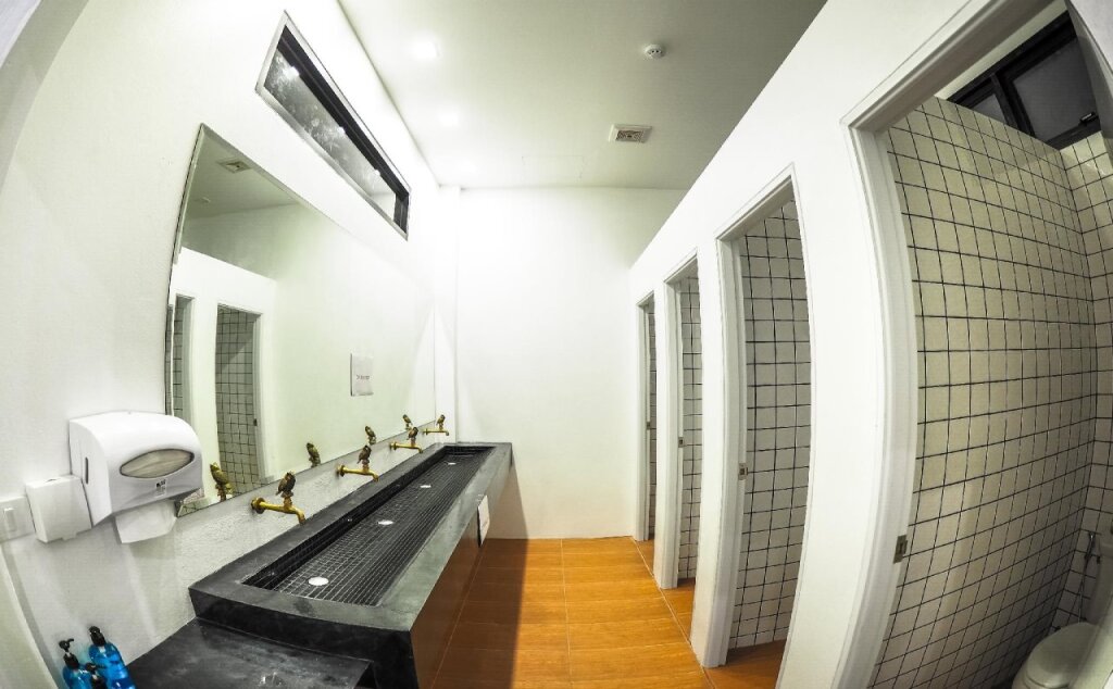 Муанг: Book a Bed Poshtel - Hostel