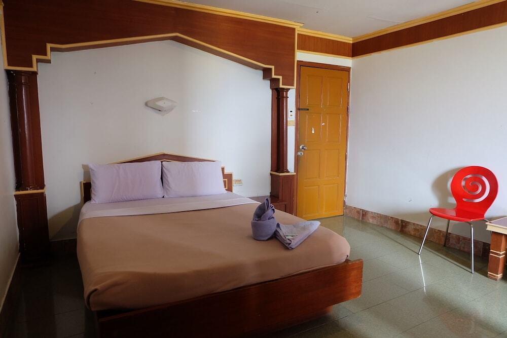 Садао: Satit Padang Hotel