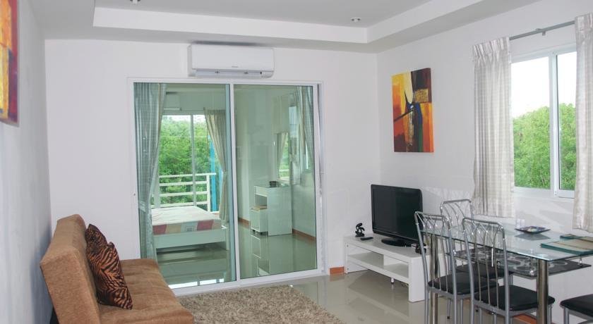Паттайя: Beach and Mounteen By Pattaya Capital Property