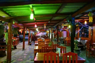 Ханг Донг: Bavarian Paradise Resort and Restaurant
