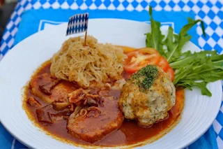 Ханг Донг: Bavarian Paradise Resort and Restaurant