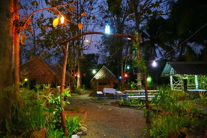 Ханг Донг: Bavarian Paradise Resort and Restaurant