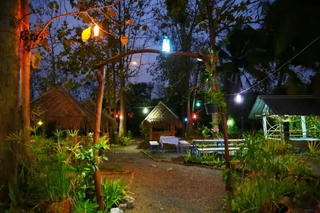 Ханг Донг: Bavarian Paradise Resort and Restaurant