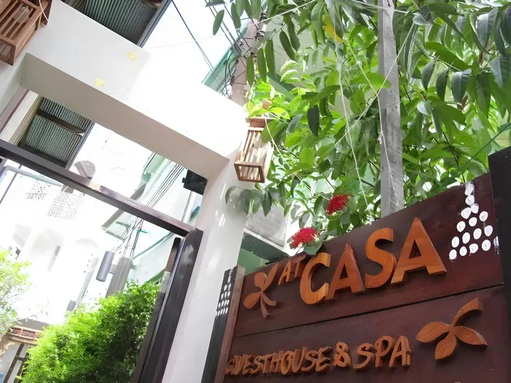 Ампхава: At Casa Guesthouse Amphawa