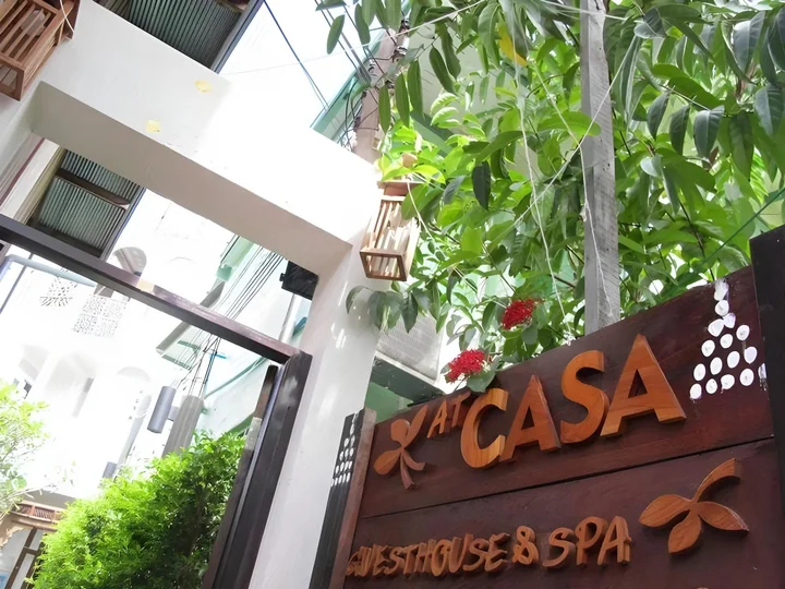 Ампхава: At Casa Guesthouse Amphawa
