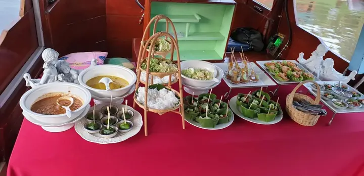 Ампхава: At Casa Guesthouse Amphawa