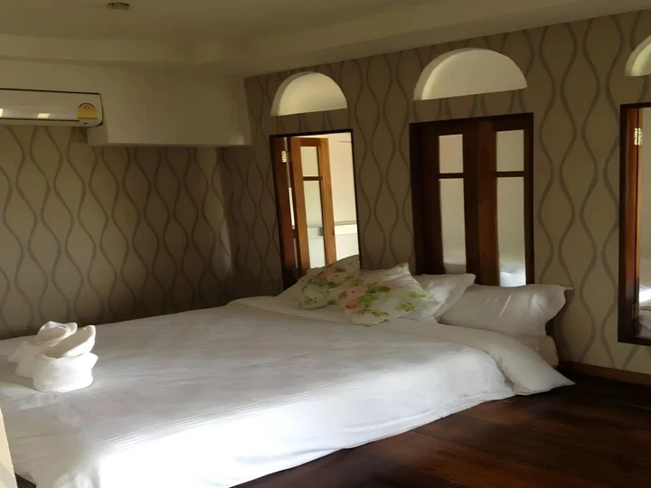 Ампхава: At Casa Guesthouse Amphawa