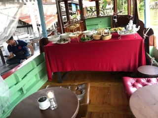 Ампхава: At Casa Guesthouse Amphawa