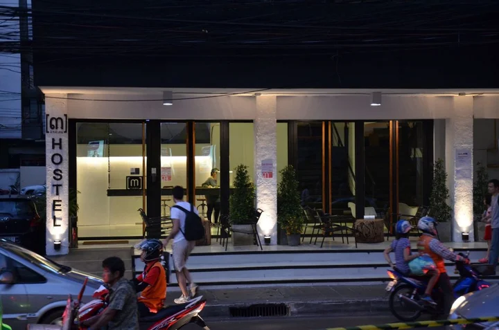 Бангкок: 3Howw Hostel at Sukhumvit 21