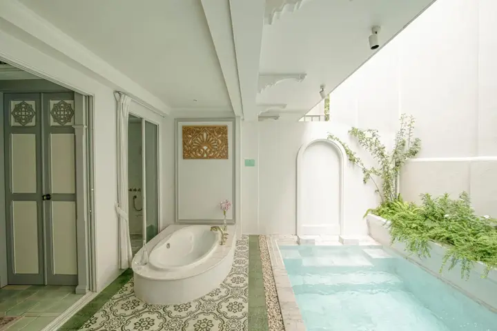 Чиангмай: The Inside House