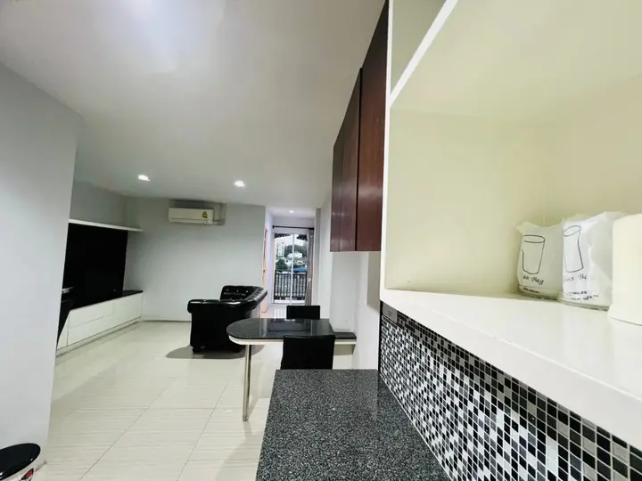 Чиангмай: INN Kham Apartment