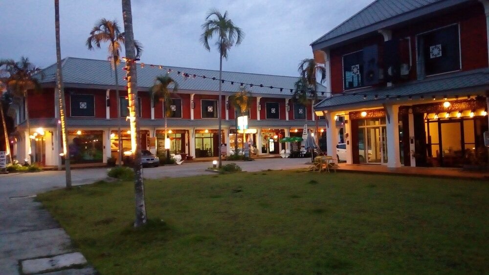 Сураттхани: Suratthani Airport Resort