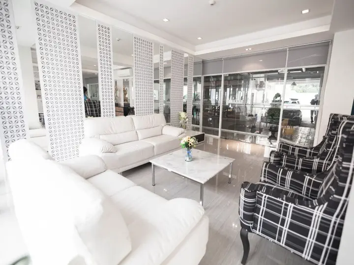 Сирача: Racha Residence Sri Racha