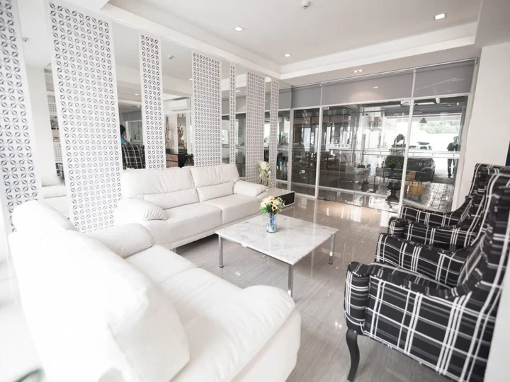 Сирача: Racha Residence Sri Racha