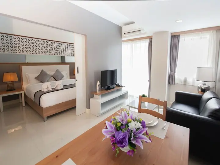 Сирача: Racha Residence Sri Racha
