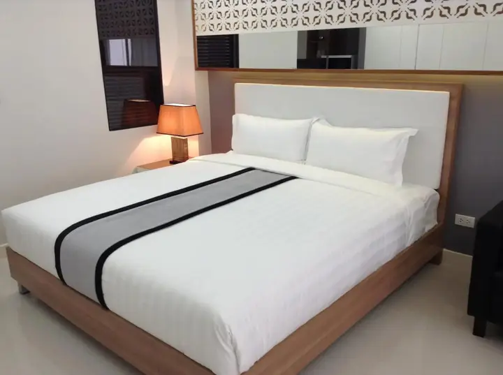 Сирача: Racha Residence Sri Racha