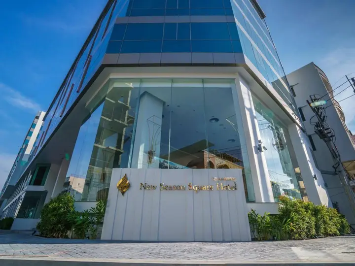 Хатъяй: New Season Square Hotel