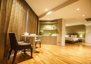Хатъяй: New Season Square Hotel