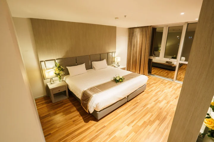 Хатъяй: New Season Square Hotel