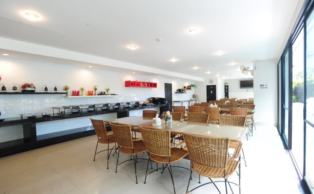 Банг-Саре: @Baan Bangsare Resotel