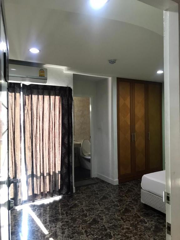 Бангкок: Rod Fai Fah Apartment