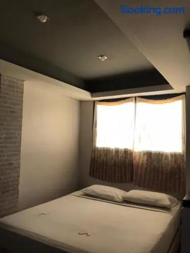 Бангкок: Rod Fai Fah Apartment