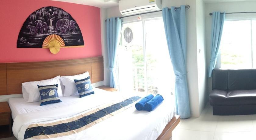 Кату: Dow Guesthouse