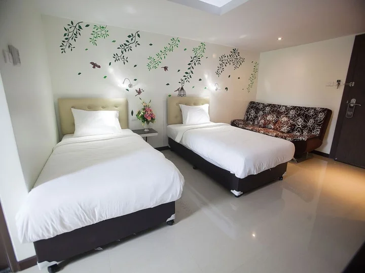 Накхонситхаммарат: MD Grand Hotel