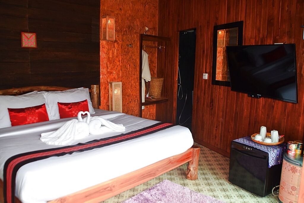 Кхао-Кхо: Sainamtok Resort
