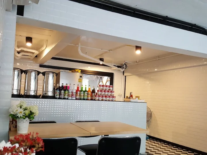 Кату: The Bed Hostel at Patong