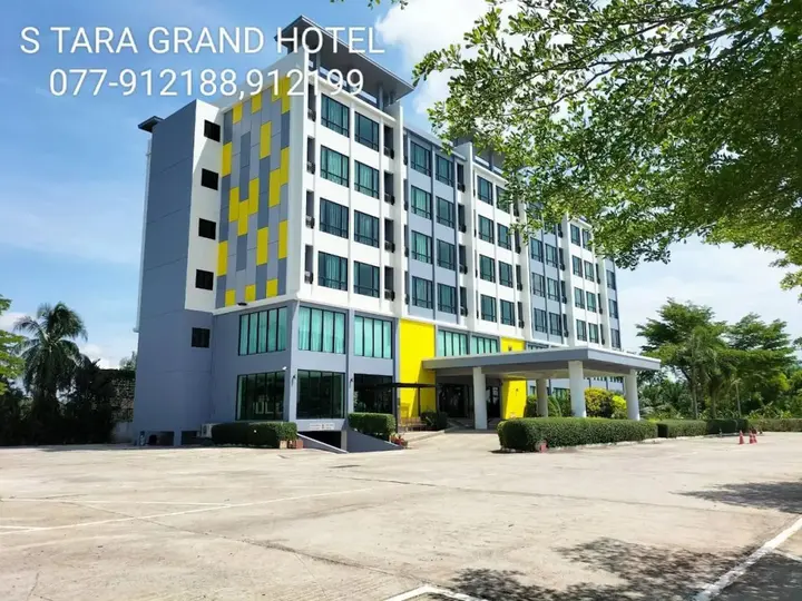 Сураттхани: S Tara Grand Hotel