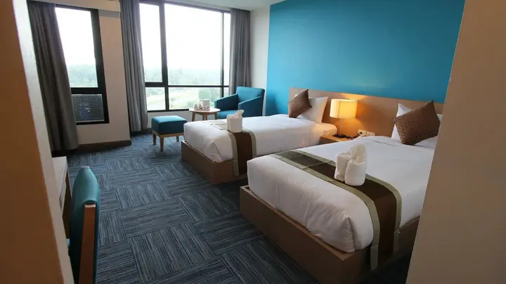 Сураттхани: S Tara Grand Hotel