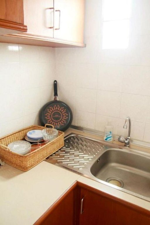 Бангкок: Ritratana Apartment