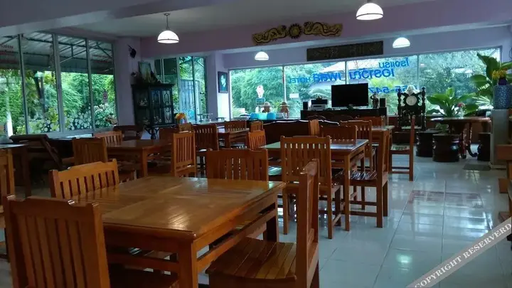 Мей-Сот: Erawan Place