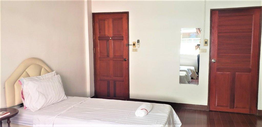Бангкок: Khun Noy Apartment