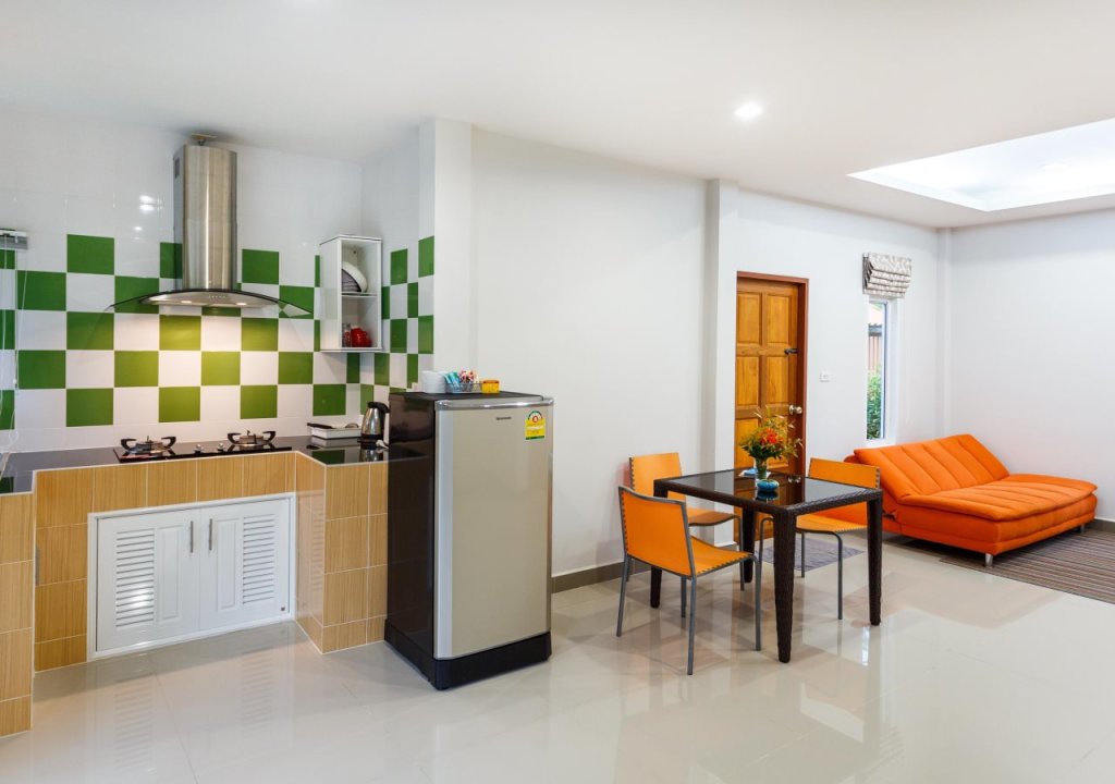 Тхаланг: Bangtao Local House Rental