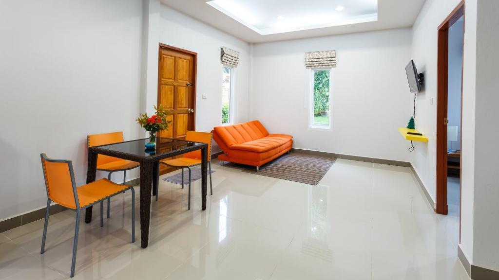 Тхаланг: Bangtao Local House Rental