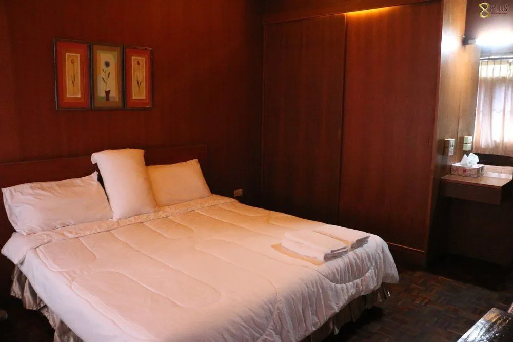 Бангкок: 8 Plus Hotel