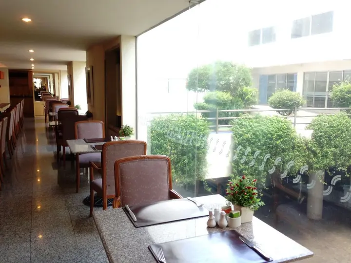 Сирача: The City Hotel Sriracha by BBH Japan