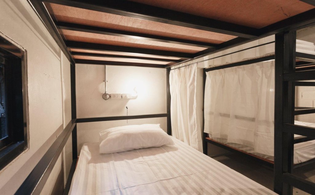 Бангкок: Nivas Siam Hostel