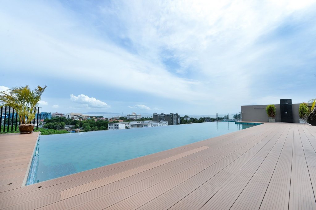 Паттайя: LawinTa Hotel Pattaya