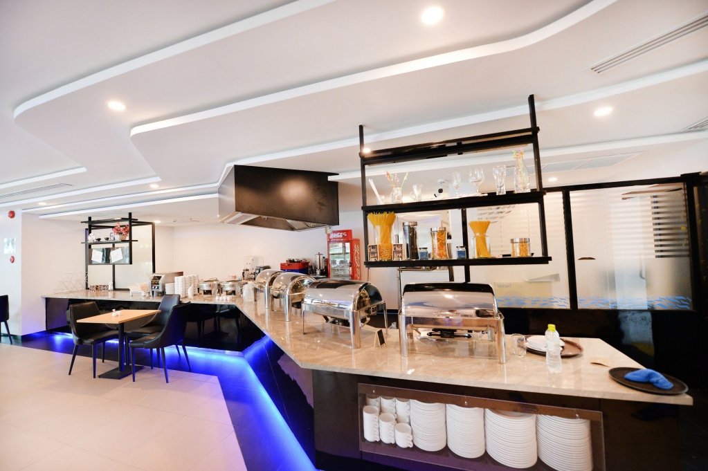 Паттайя: LawinTa Hotel Pattaya