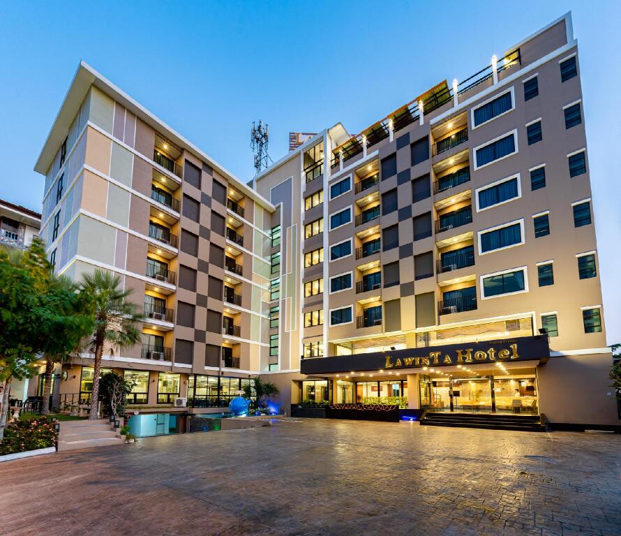 Паттайя: LawinTa Hotel Pattaya