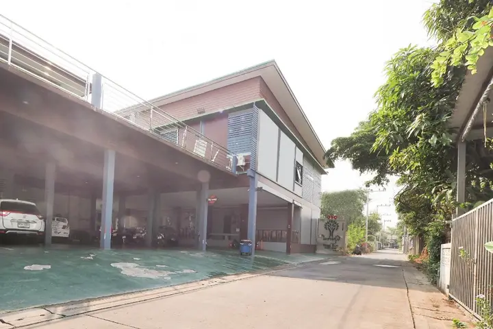 Korat Buri Green Hotel — фото 1